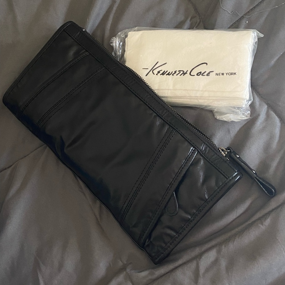 Kenneth Cole New York Clutch Black Leather Purse with Dust Bag and Extra Storage